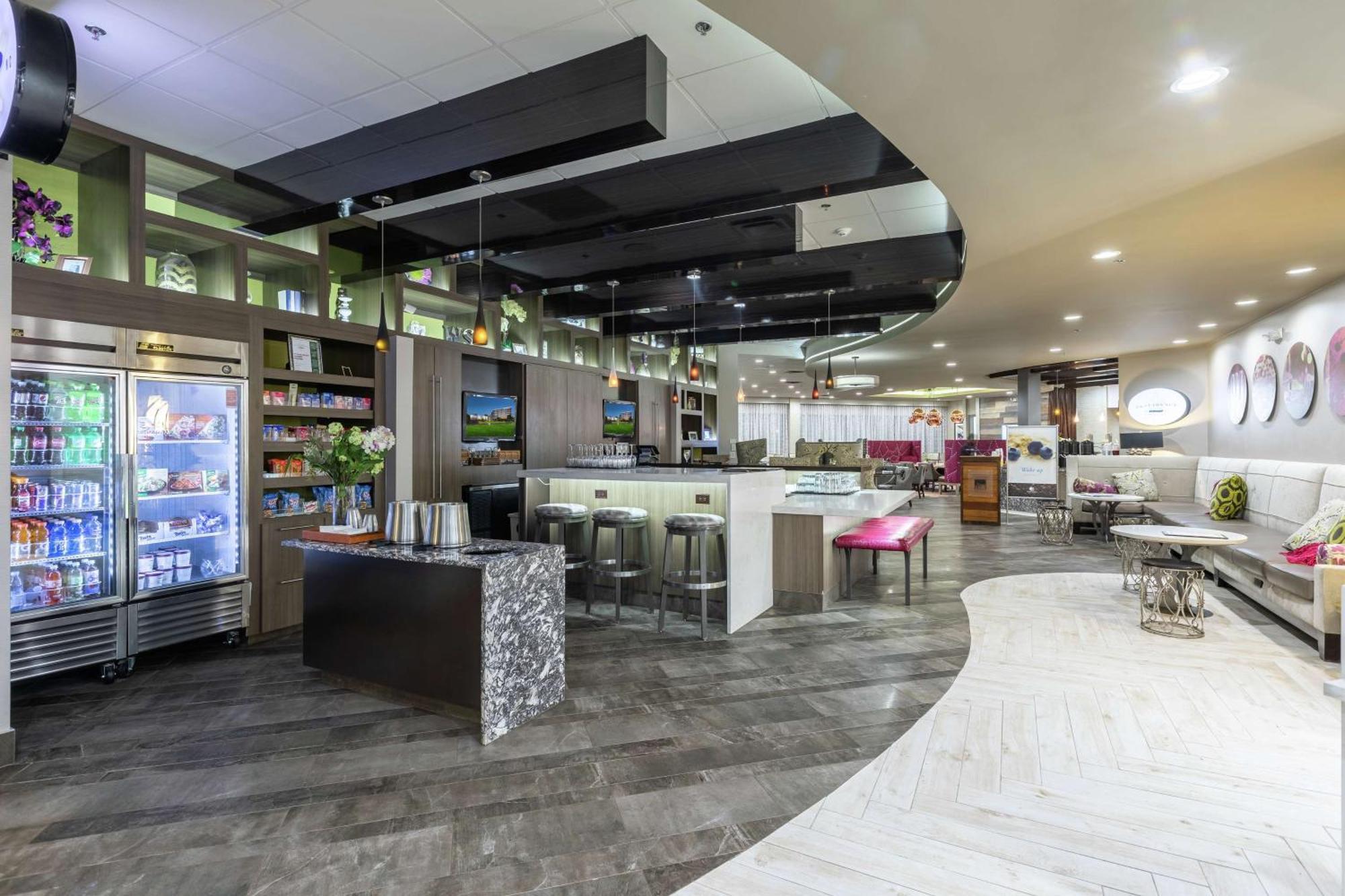 Doubletree By Hilton Winston Salem - University, Nc Экстерьер фото